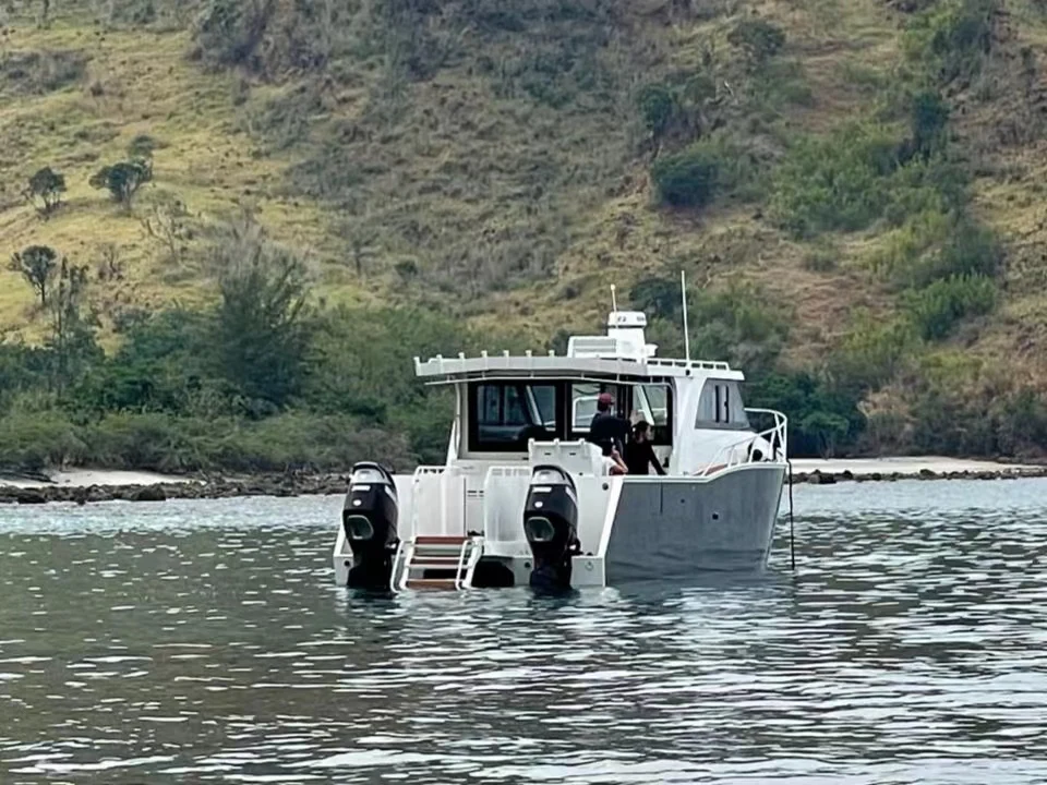 Ocean Yacht Speed Boat Aluminum 10m Catamaran Welded Aluminium Fishing Boat for sale