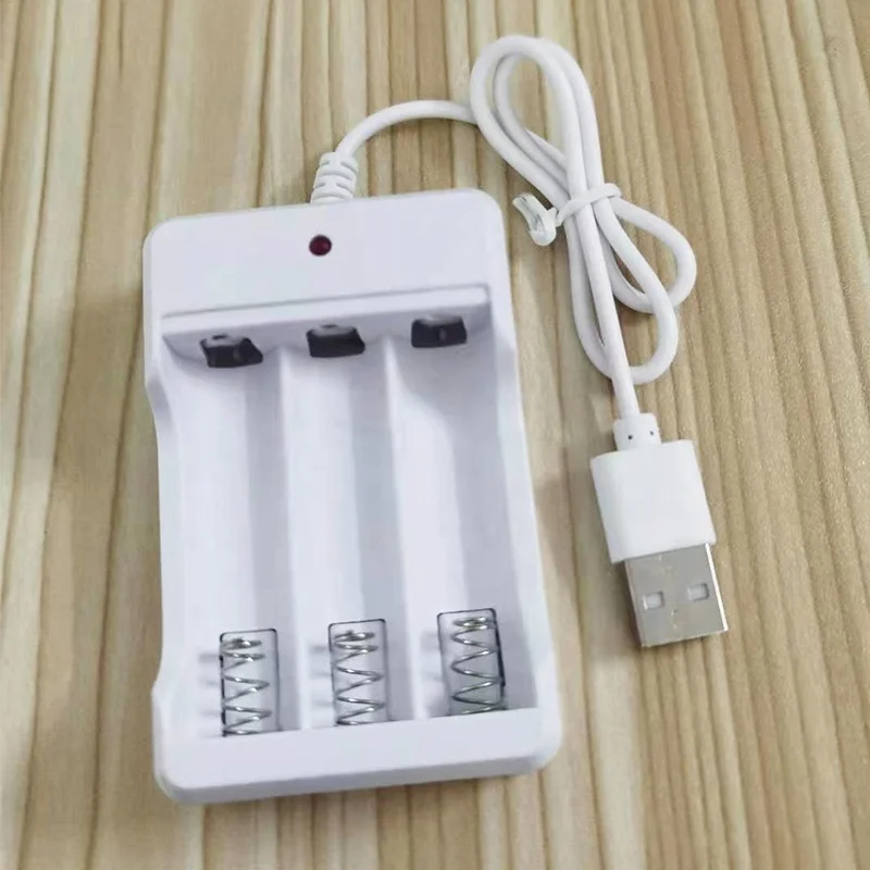 Universal Rechargeable Battery Quick Charge Adapter USB Output Charger for AA/AAA Battery