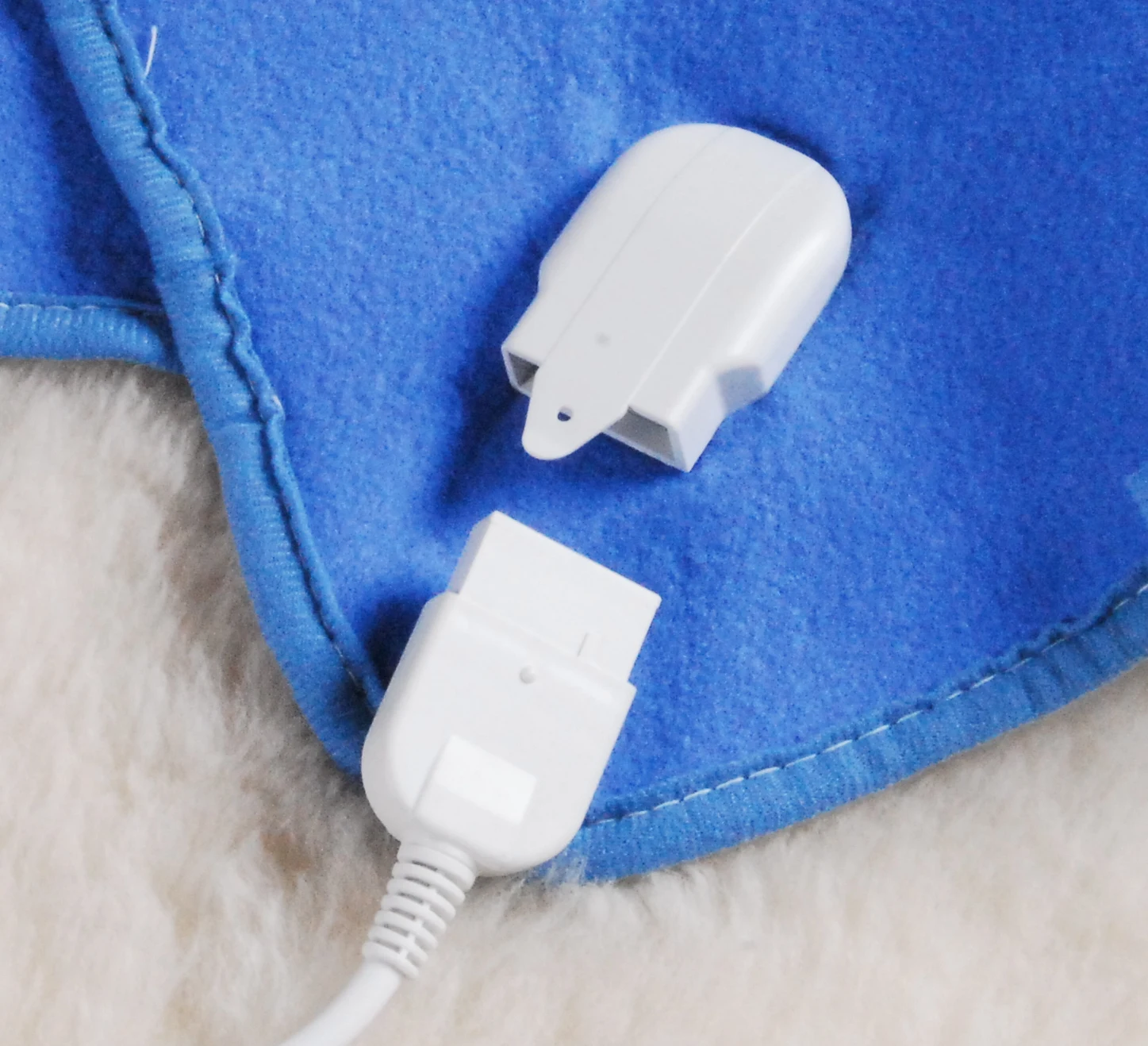 60W Electric under blanket,1-9 heat settings and 1-9h adjustable timer ,non-woven fabric,160*140cm,Blue,rapid heating,double