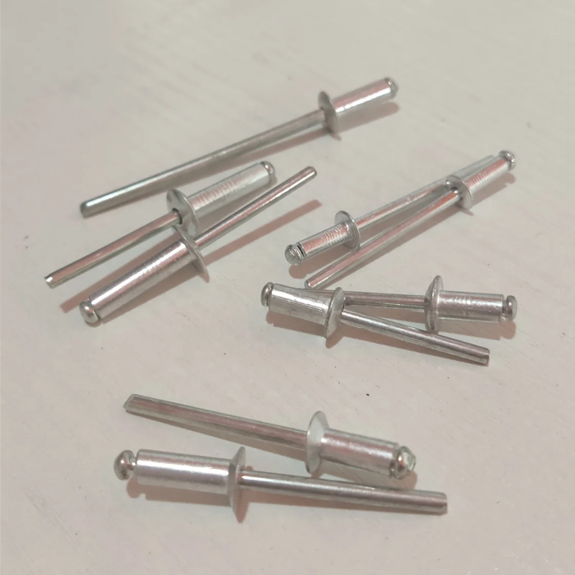 high quality Standard DIN7337 aluminum blind rivet manufacturer