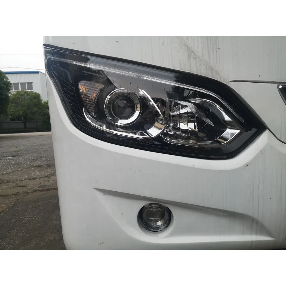 Original Factory Bus Spare Parts Combined Head Lamp for Dragon DAEWOO