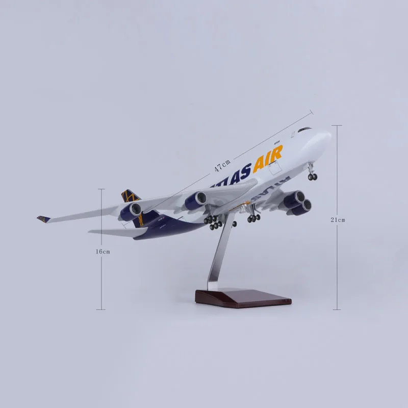 47cm Scale 1/150 Wheeled Atlas Boeing 747 Simulation Civil Cargo Aircraft Model Display Gift Decoration Collectibles