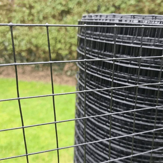 High quality 19 gauge 1/2inch welded wire mesh fence black pvc coated welded wire mesh rolls
