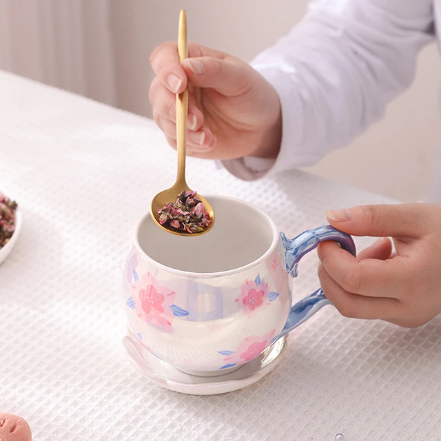 Creative cherry blossom ceramic mug with lid cute gift office breakfast coffee mug