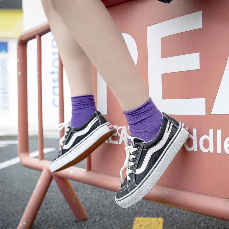 Free sample wholesale slouch socks summer women cute custom embroidery girls fashion socks