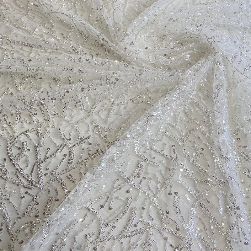 Hong Long Fashion Design Flower Embroidery Attractive French Tulle Lace Fabric For Beautiful Wedding Dress