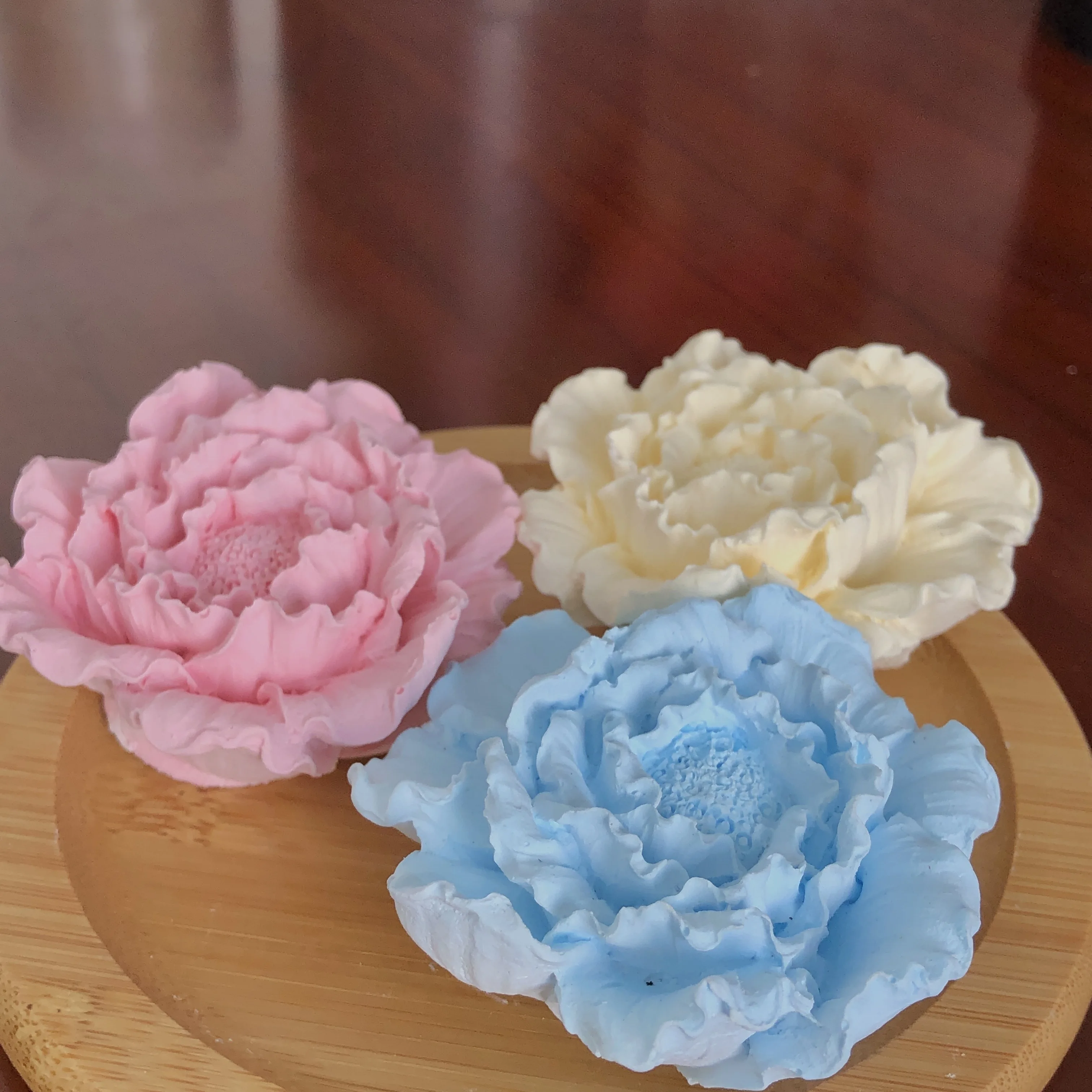 Customized Ceramic Stone Aroma Diffuser Ornaments Flower Shape Essential Oil Stone Diffuser