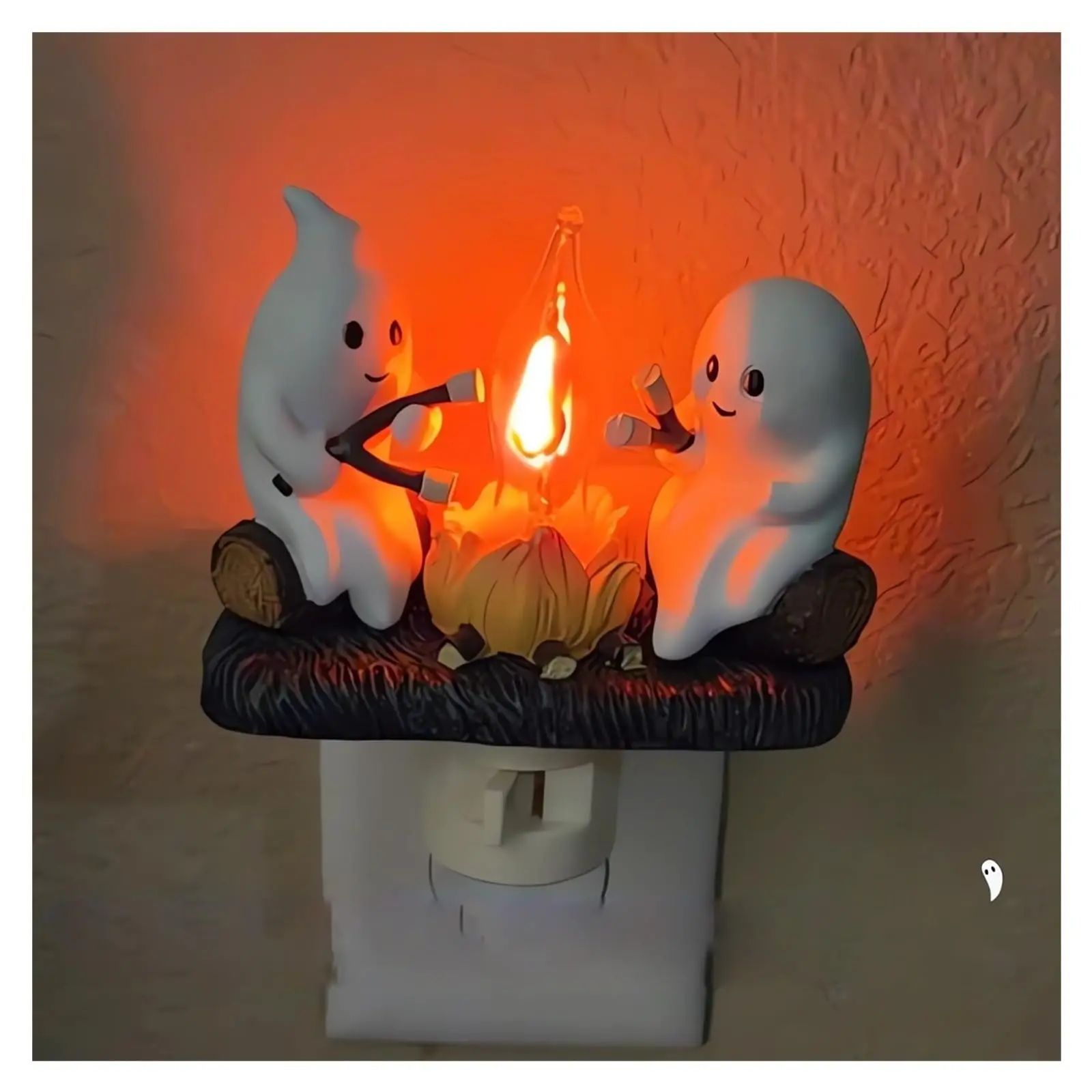 Cute Spooky Ghost Nightlight Flickering Flameless Campfire Candle in Resin Plug into Wall Lamp Anime Model Number