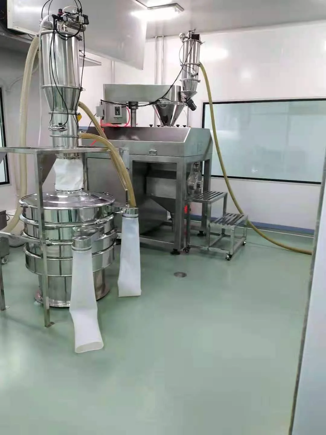 GLZ 70  fully automatic granulator Touch Screen  PLC control system granulator