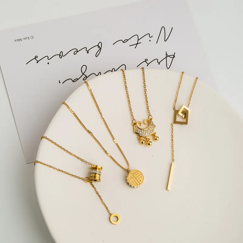 Fashion 37 Model High Quality Women Necklace No Tarnish No Fade Heart Pendant Necklace Stainless Steel