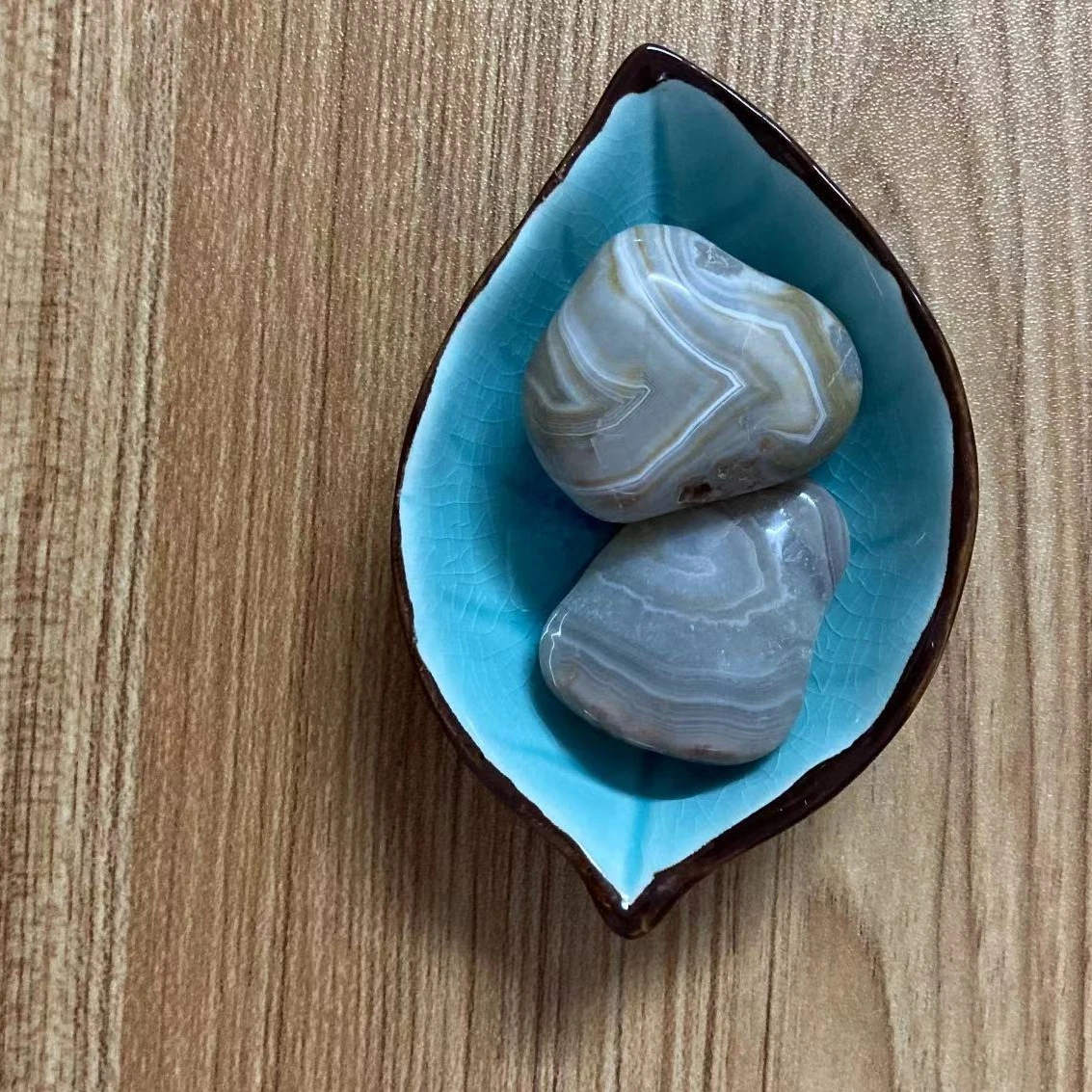  Best price colored pebble stone for
