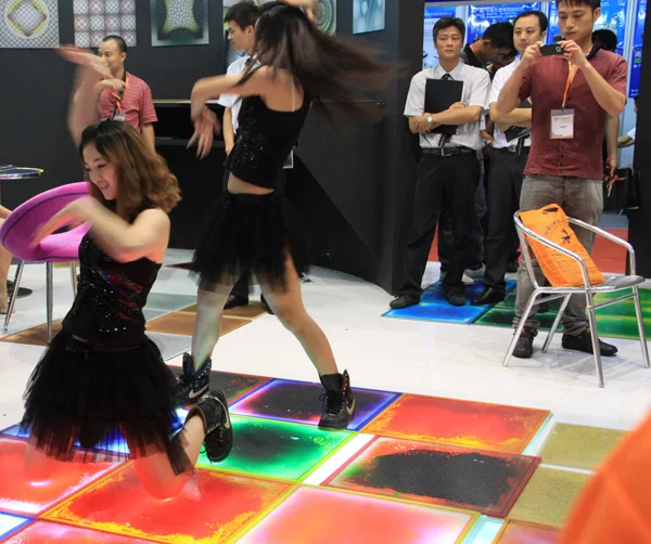 
Wholesale Portable Full Color Disco Liquid LED Dance Floor for Night Club 