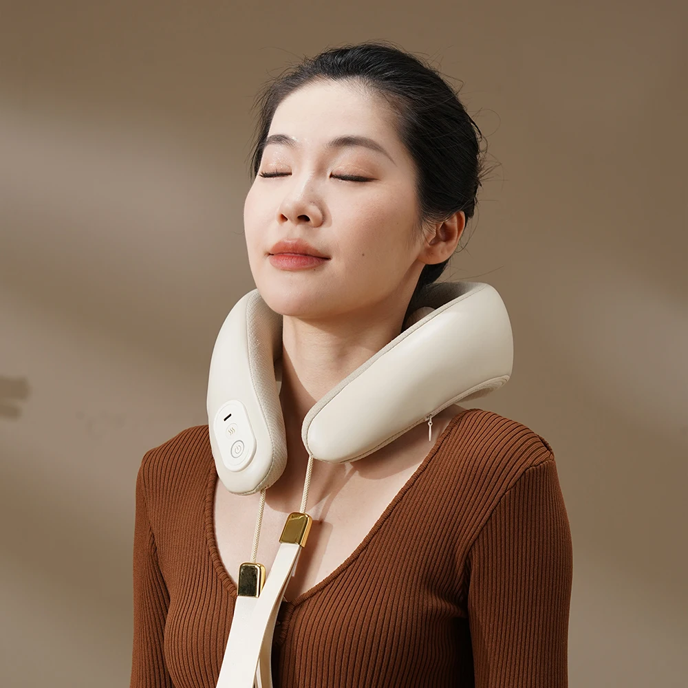 2025 New Dropshipping Products Warmer U Shaped Neck Massage Pillow Kneading Massager Hot Neck Massager For Travel