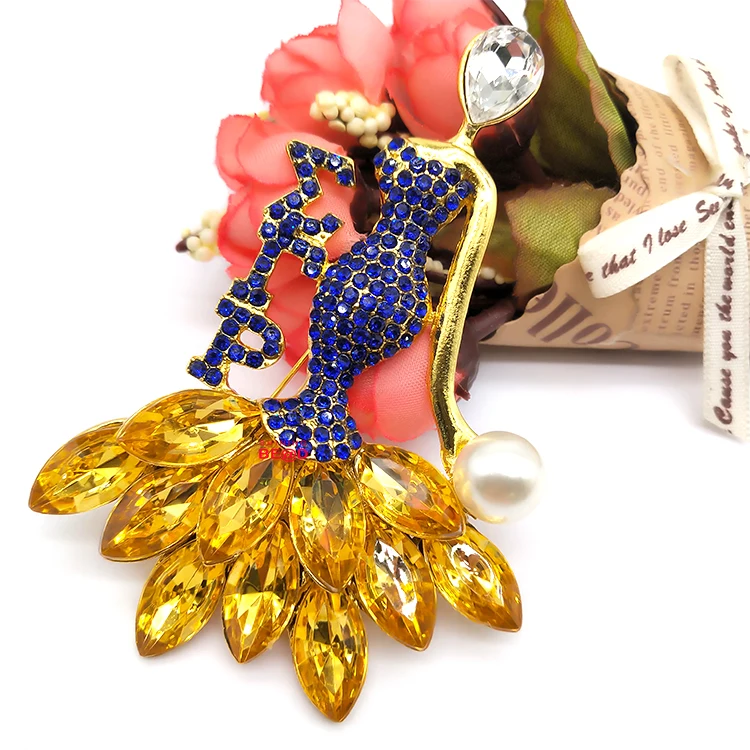 Custom Fashion Jewelry Design Greek Sorority Letter Logo Dance Lady Pearl Rhinestone Brooch Pin For Women Suit Coat Accessories