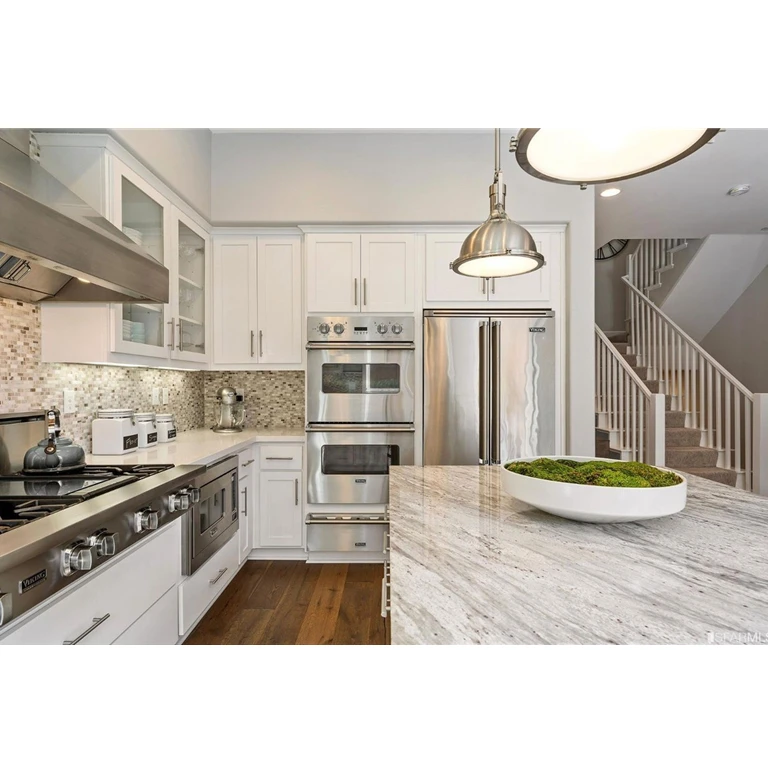 Modern luxury pantry kitchen cabinet units island white shaker wood hutch cabinet doors