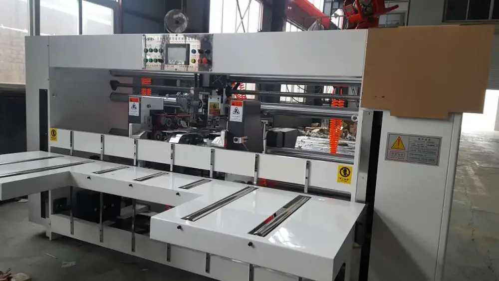 Easy to operate Semi-automatic Double Jointed Stitching Machine Carton Box Cardboard Stitcher Machine Nail Packing Machine