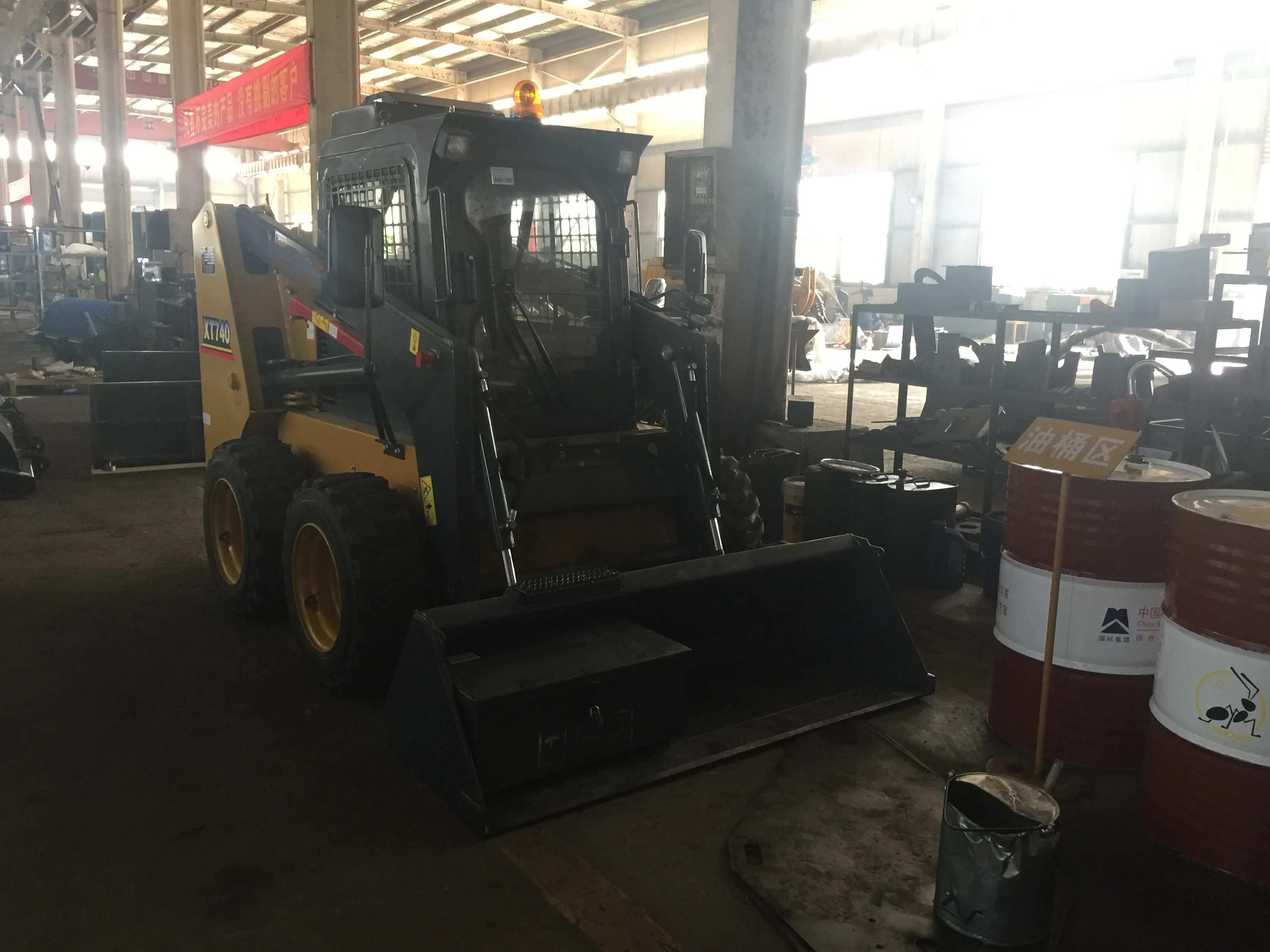 2021 Hot Sale Skid Steer Loader XT740 China brand new skidsteer loader with spare parts price