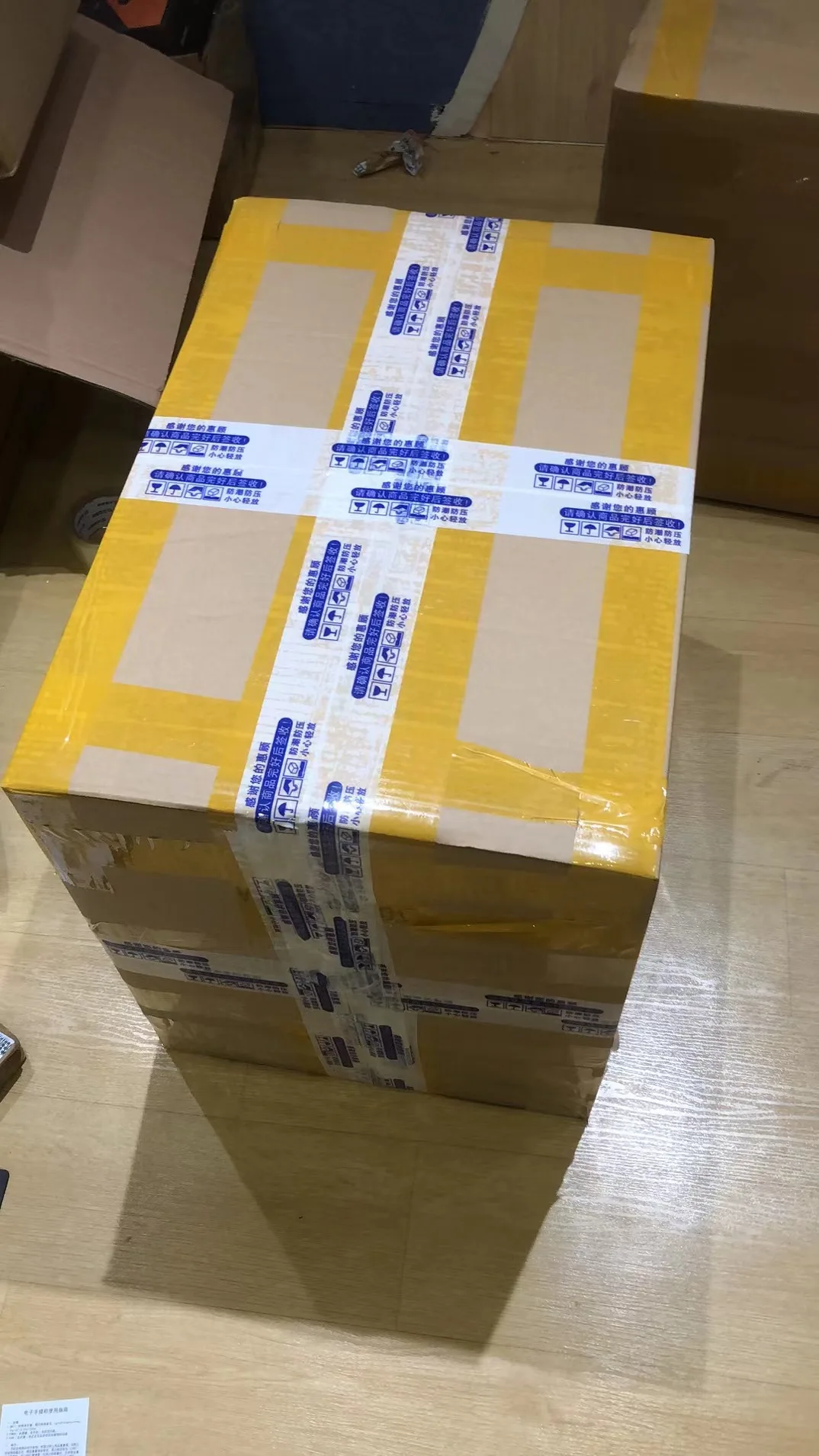 nice warehouse Service company Provide flexible warehousing and package delivery services