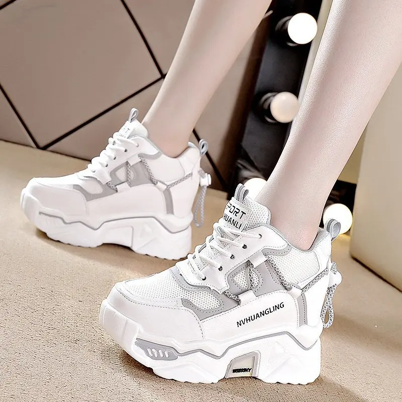 Xuanhui New fashion thick sole increase leisure sports white shoes High Quality Women Casual Platform Sneakers