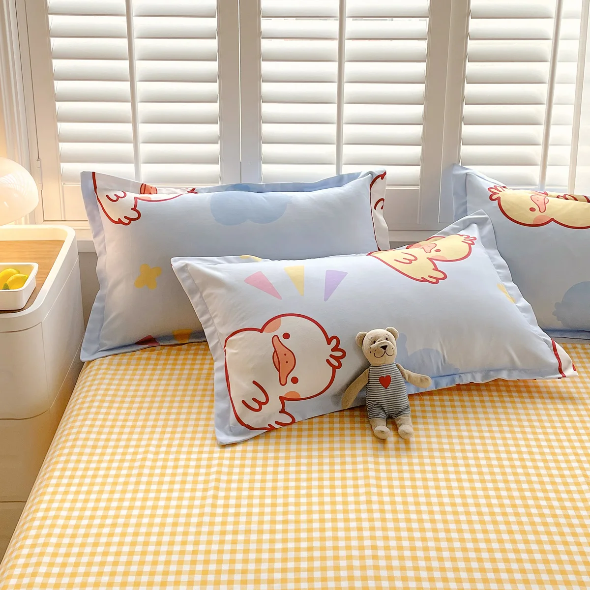 Tradition 100% Polyester Fabric Bed Sheets Wrinkle Free Super Soft Brushed Microfiber Flat Sheet Set For Home Living Room