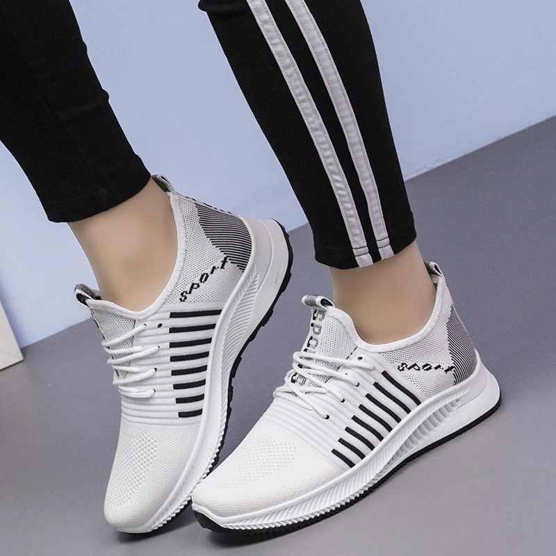 Hot Sell Low Moq China Manufacturer Women Sneaker Outdoor Comfortable Men Sport Shoes