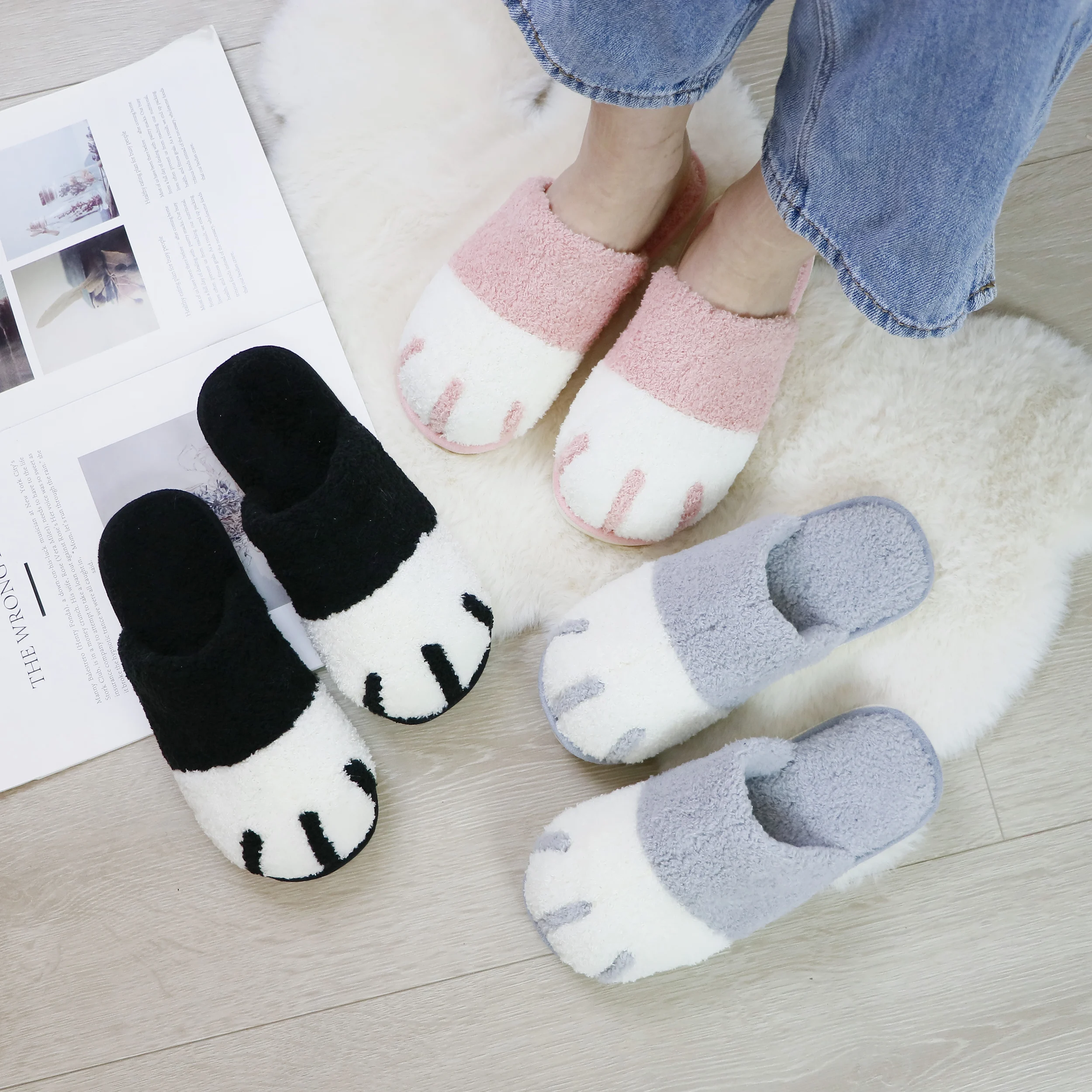 2022 Wholesale Cheapest Ladies Cute Plush Indoor Cat Paw Slippers Women Home Cartoon Animal Fluffy Warm Claw Slippers