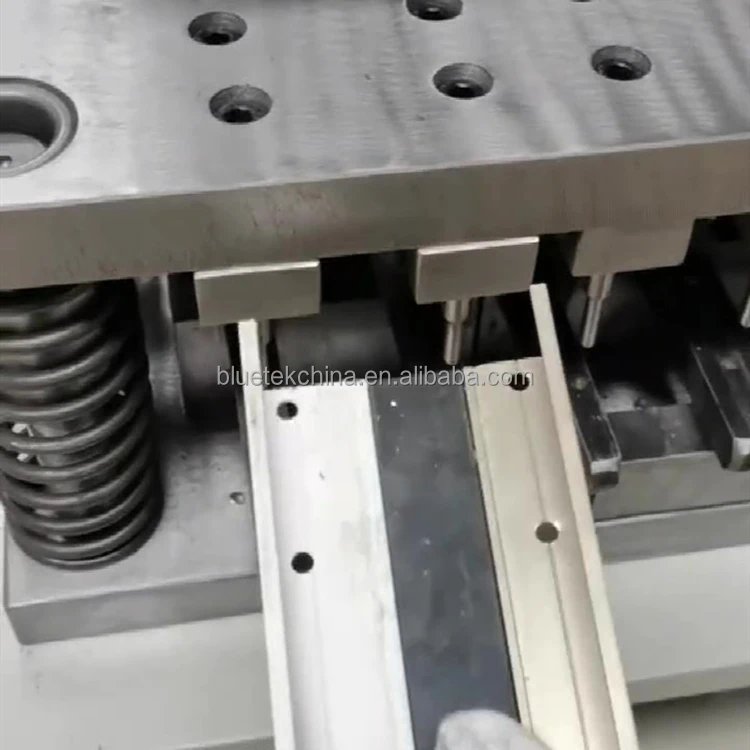 Hot Sale Pneumatic Aluminium Profile Punching Machine For Windows And Door