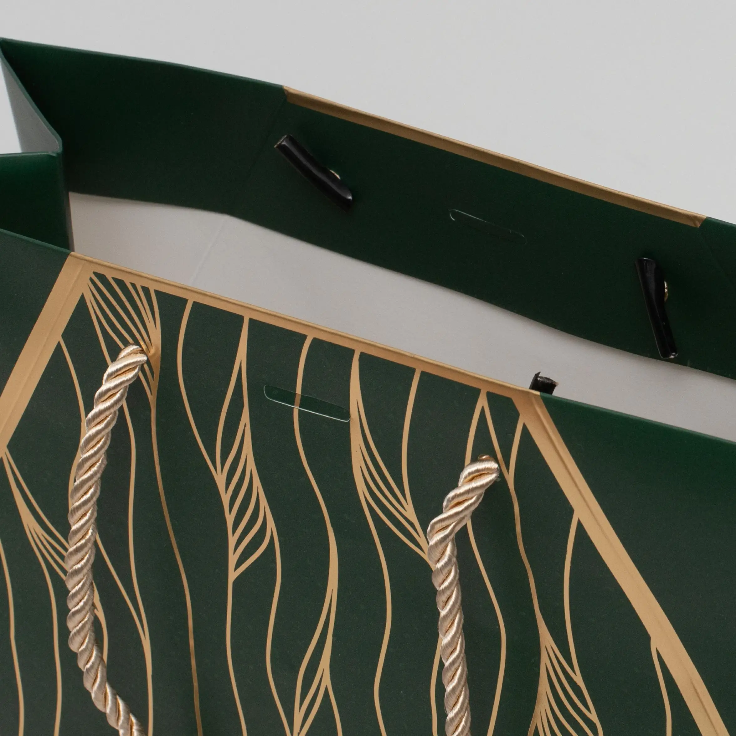 Low Price Factory Custom Print Brand Tote Logo Printed Shopping Large Gift For Birthday Paper Bag With Clear Window