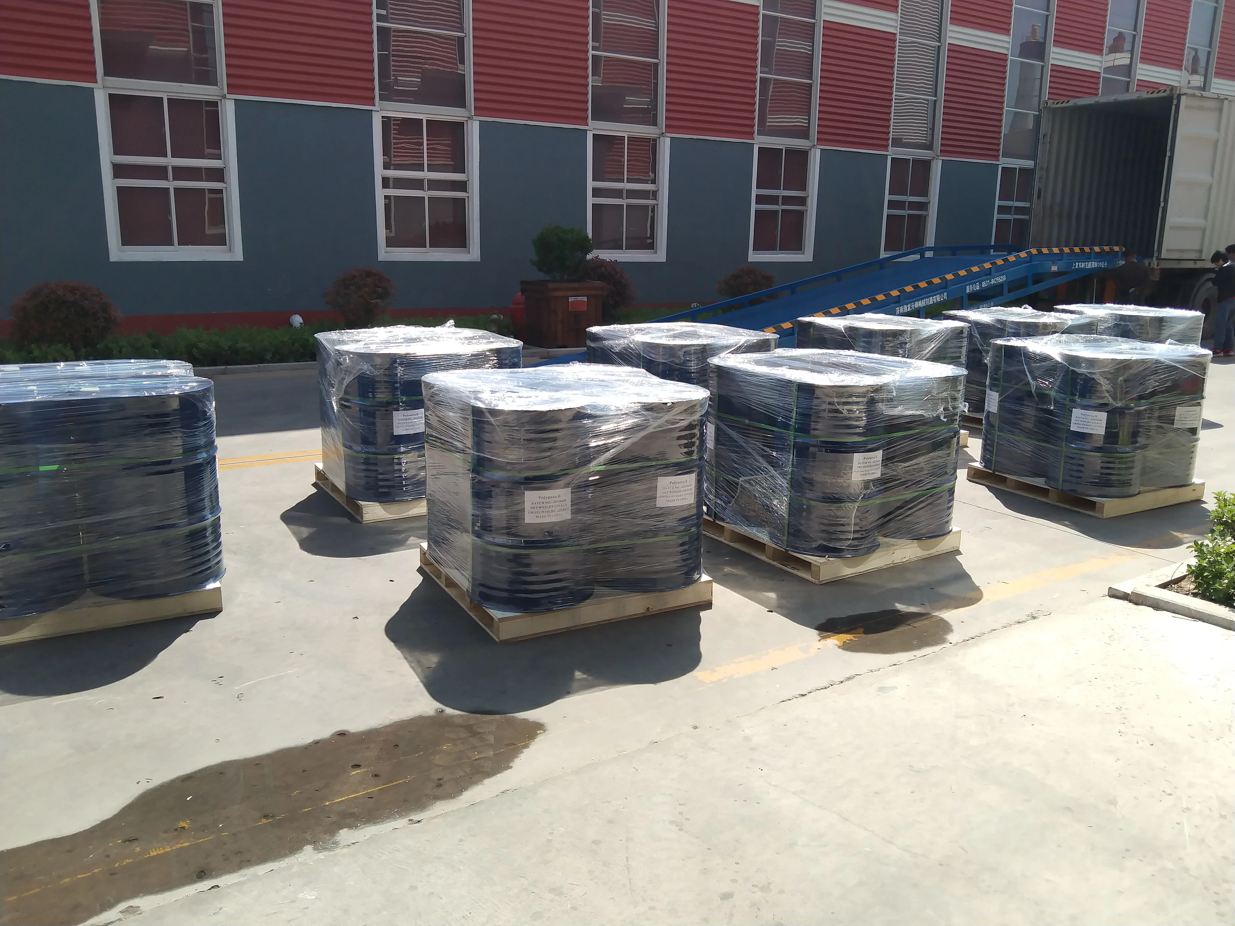 HFO blend polyol for building insulation Closed Cell Two Components Spray Foam Polyurethane for heat Insulation