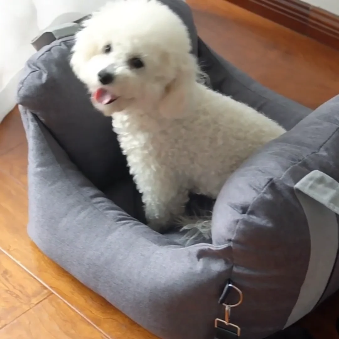 Waterproof Dog Car Pet Nest Personalized Puppy Dog Car Nest Customized Travelling Cats and Dogs Pets