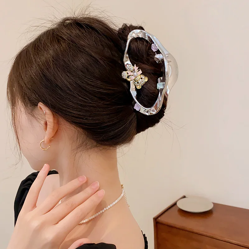 Luxury Rhinestone Pearl Crab Shark Hair Clip Claw For Women Diamond-Encrusted Cloud Clip Bear Bowknot Shark Hair Clip