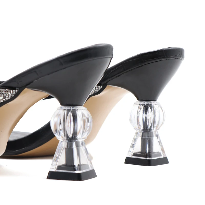 2022 Summer New Sexy Pumps Shoes Two Strap Flip Flops Heeled Square Sandals High Heels for Women and Ladies with Rhinestone