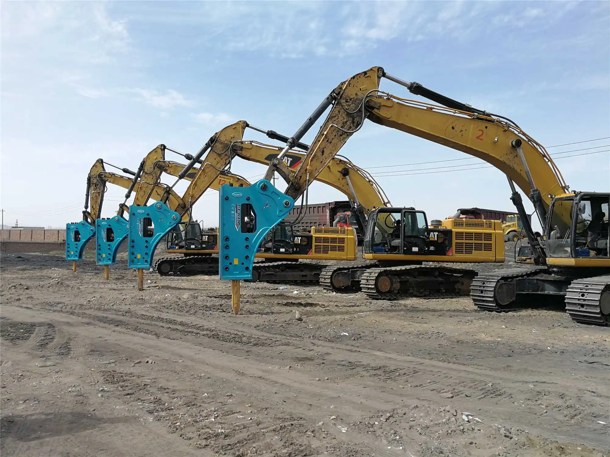 SB81N  Breaker Excavator Hammer Box Silenced Type Hydraulic Breaker