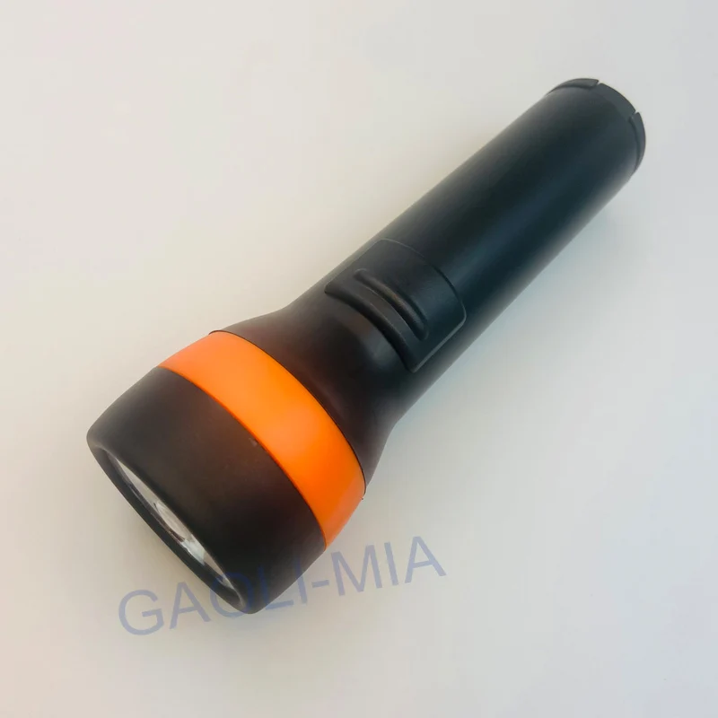 LED PLASTIC FLASHLIGHT Factory  2 D BATTERY OPERATED Yellow bulb TORCH