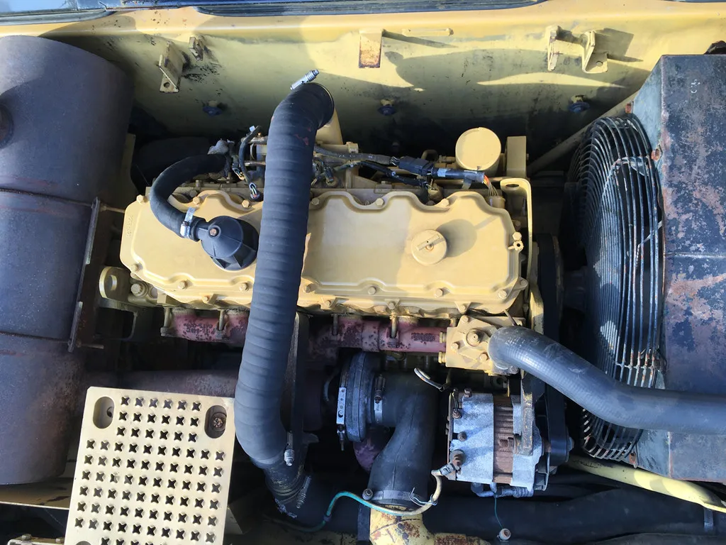 used original Japan cat 325 excavator