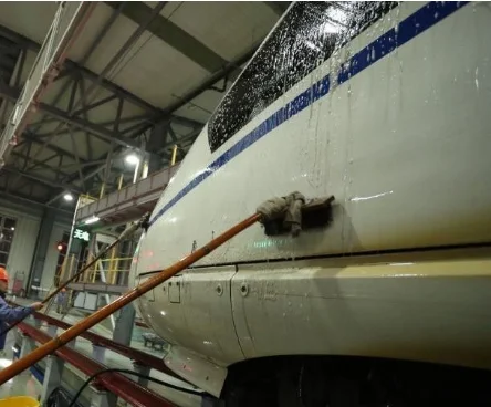 Best Selling Neutral Train Body Cleaning Agent Degreasing Agent For Metal