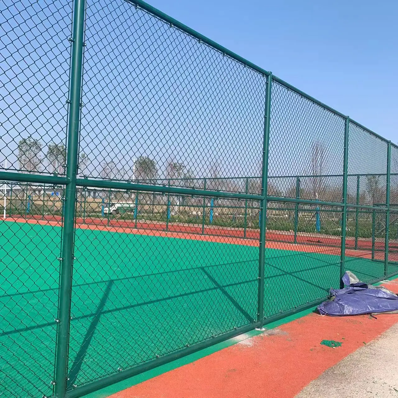 Hot dipped galvanized 9 gauge chain link fence farm chain link fences heavy duty