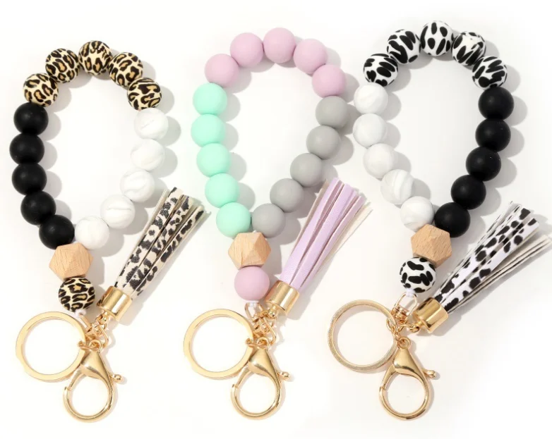 Silicone bead Keychain kawaii fashion tradey silicone multi color options cute keychain