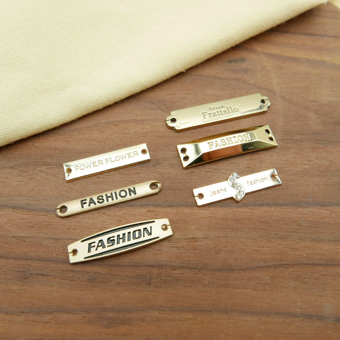 Etiqueta De Metal Para Ropa Personalized Custom Logo Metal Tag Metallic Label for Clothing