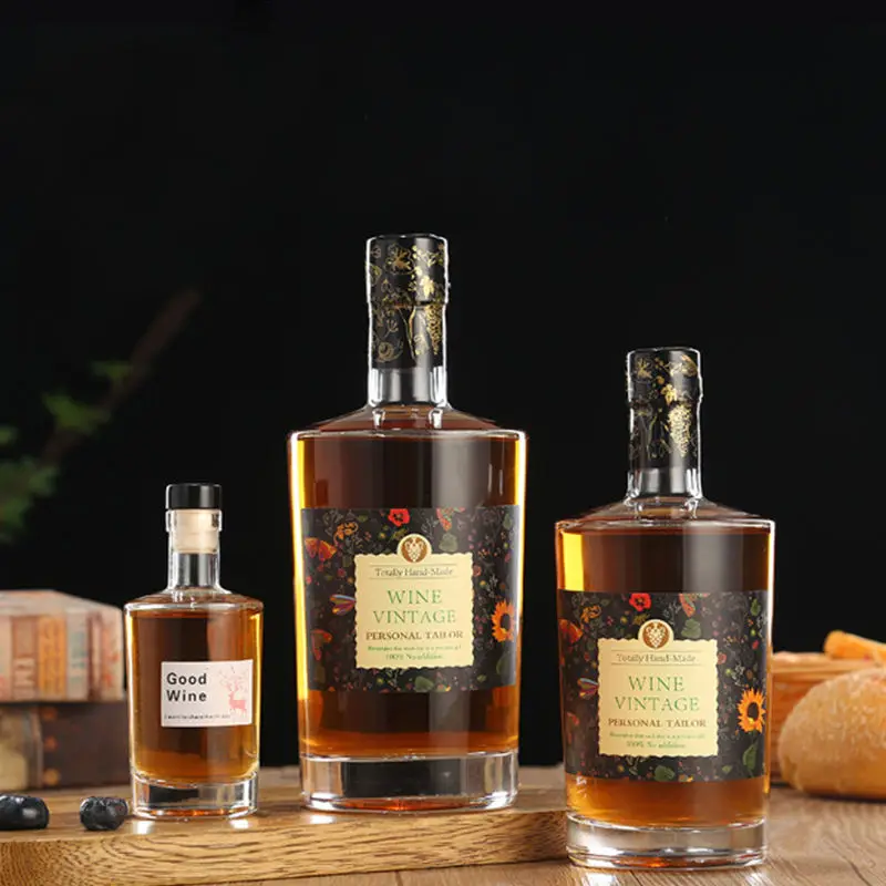 High Quality 100ml 500ml 750ml Clear White Spirit Bottle Whisky Brandy Vodka Glass Wine Bottle with Cork