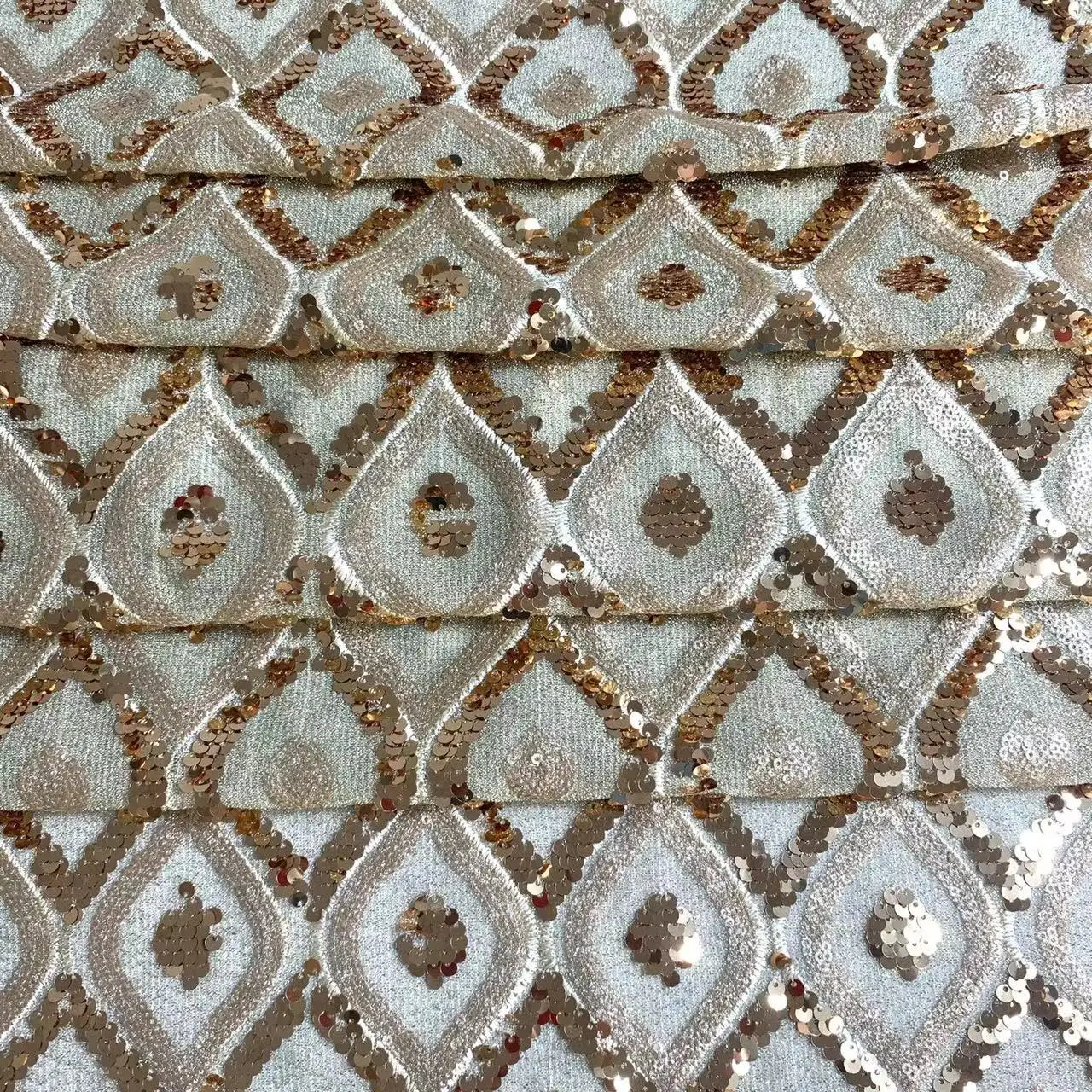 High quality wholesale velvet sequin fabric Customized color sequin lace fabric for dress