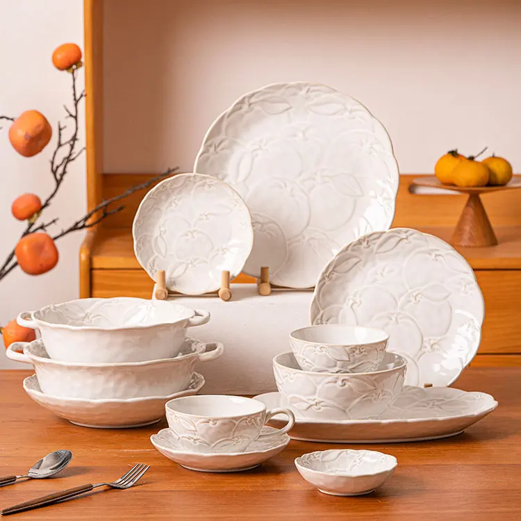 Wholesale Ceramic Vintage Plates for Wedding Dinner Dishes Kitchen Sets