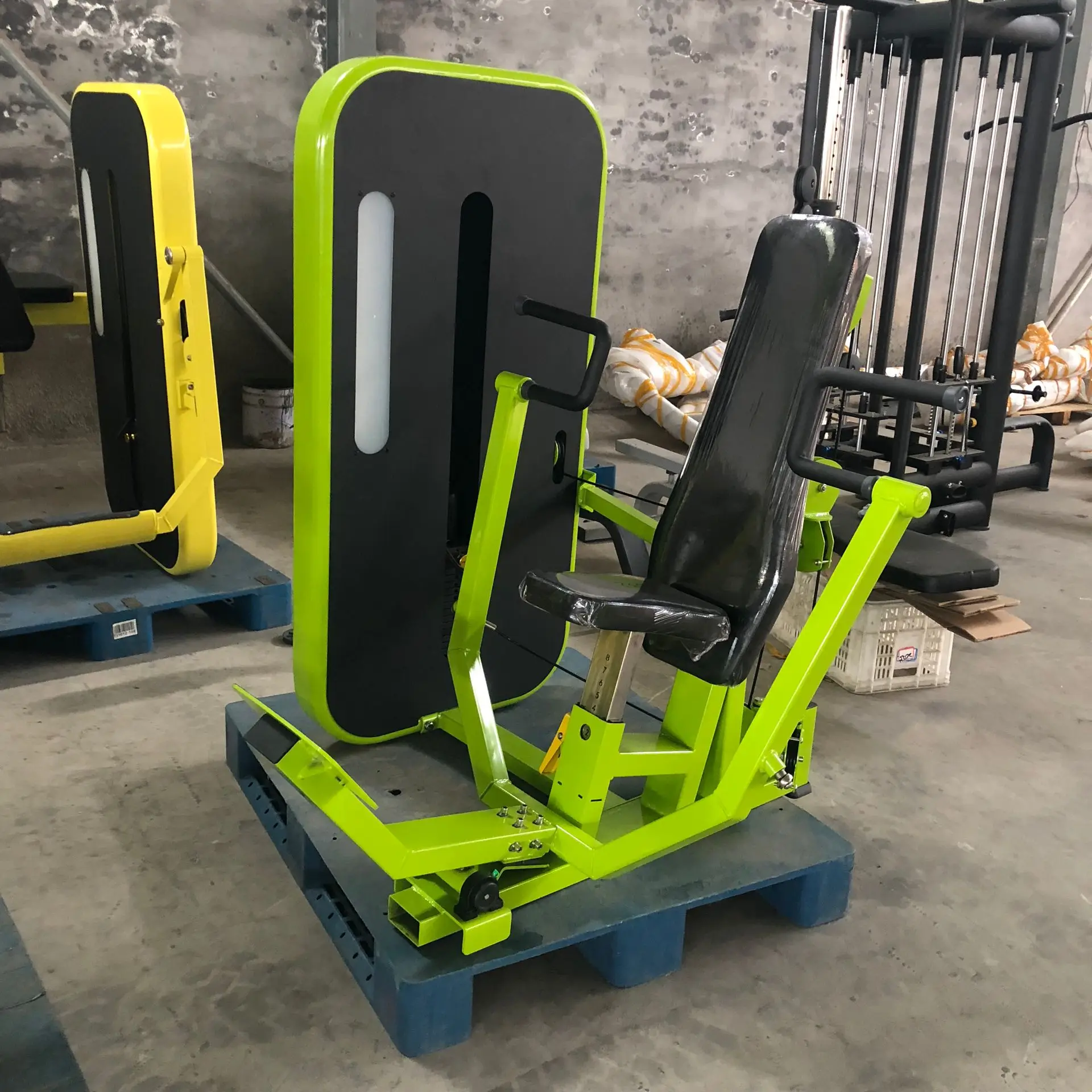 Commercial Gym Fitness Equipment Vertical Chest Press Color Optional