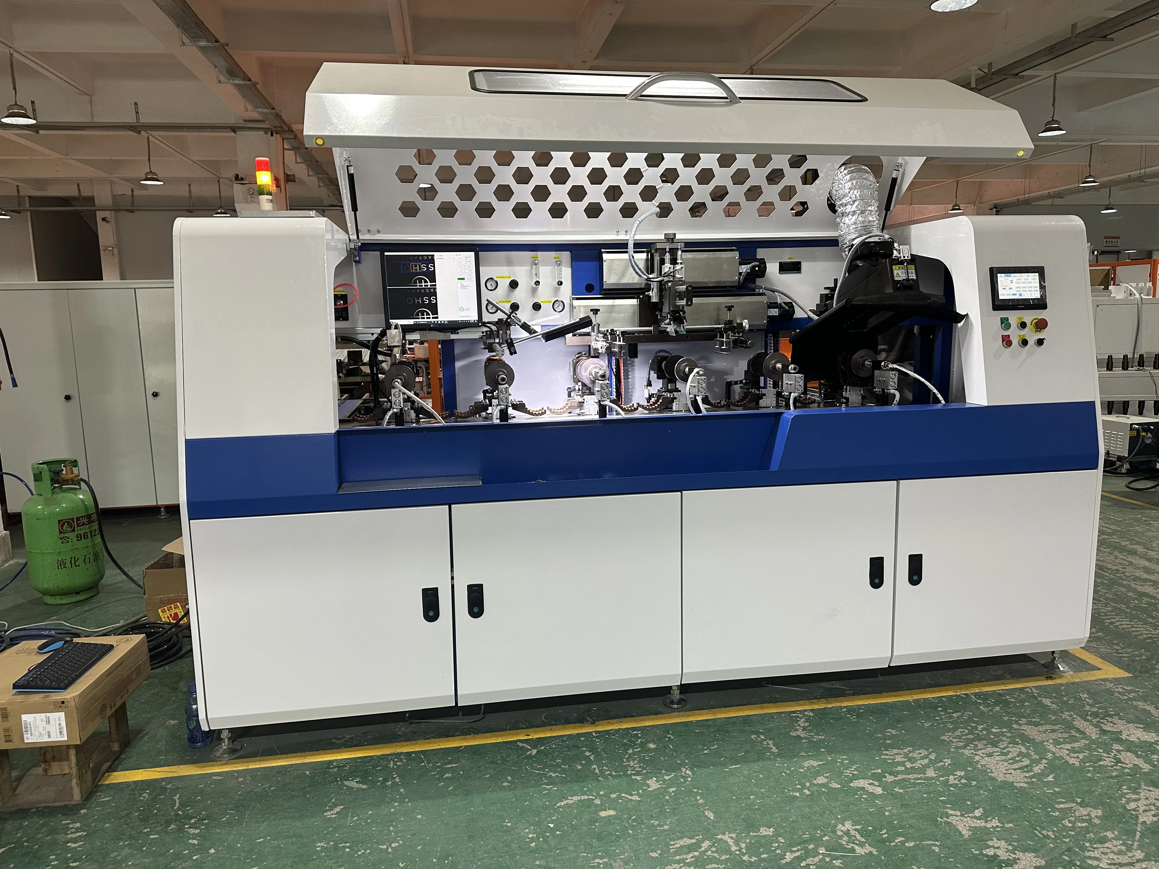 LC Brand Direct Sale High Quality Automatic UV Screen Printer with Servo System for Glass Bottle empty perfume bottle glass