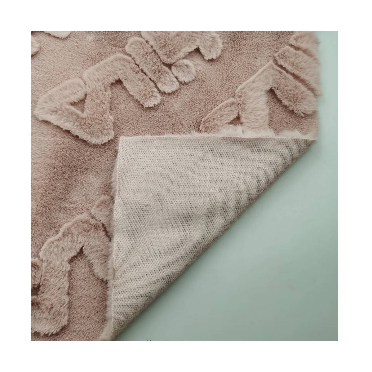 100% из полиэстера жаккардовая ткань с рисунком искусственного меха кролика для одежды/домашнего текстиля/игрушек