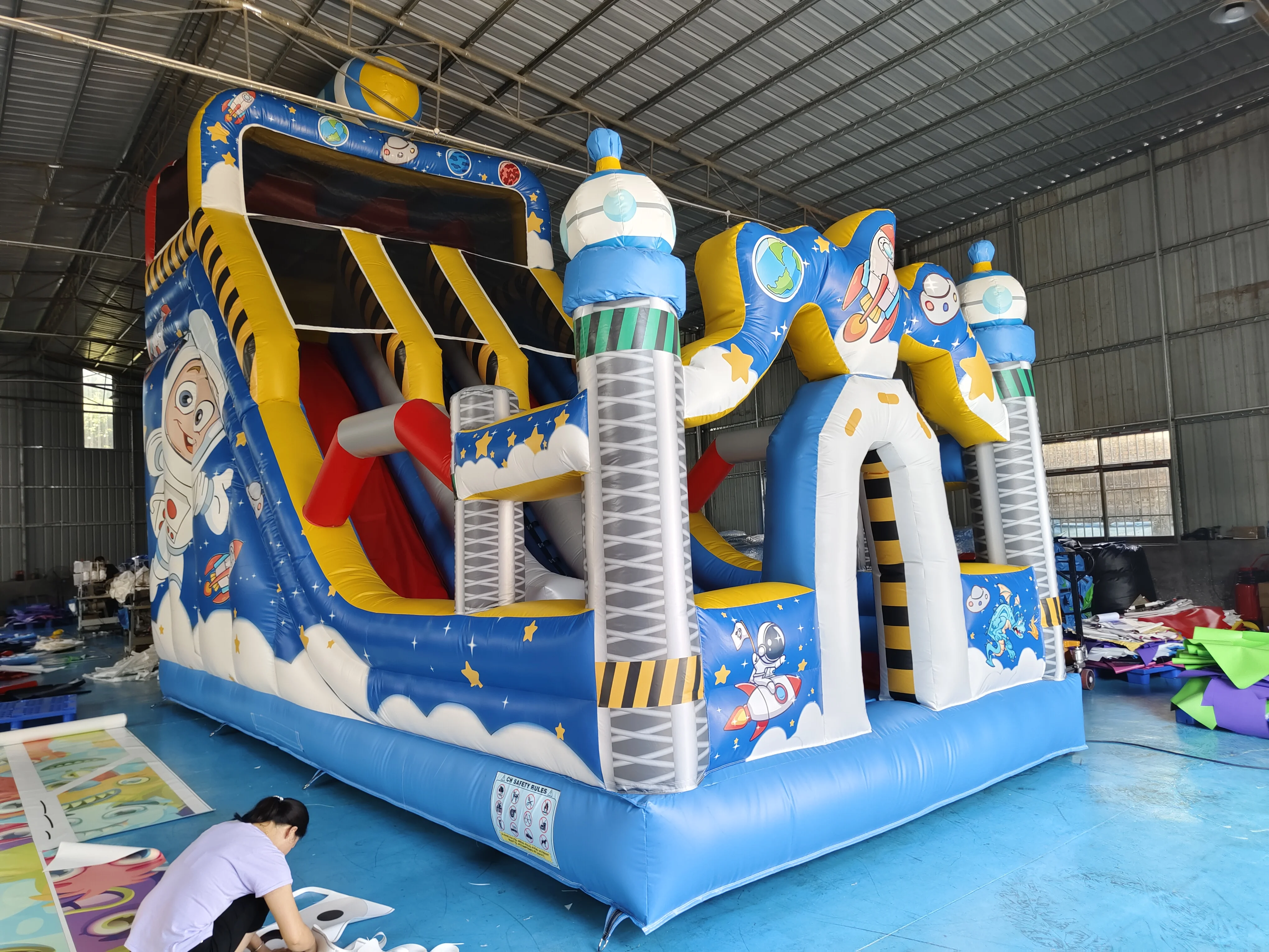 Outdoor Animated Spaceflight Inflatable Slide Spaceflight Theme Inflatable Dry Slides Bounce Slide For Kids