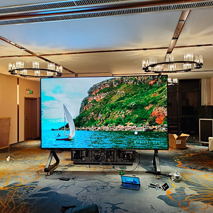 Hot Sale Full HD 135 inch Interactive COB LED Display Screen for Education or Meeting Room