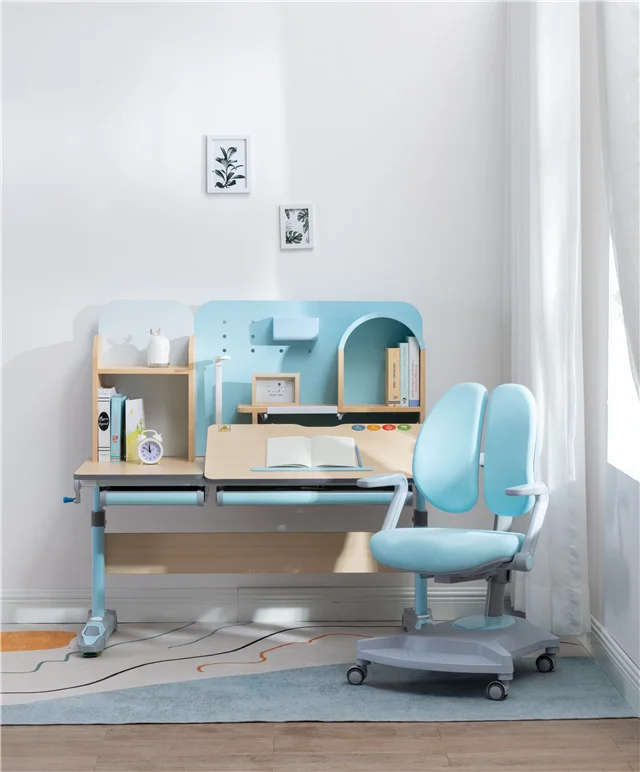 Accord with human body engineering can lift the multi-function children myopia prevention health study solid wood table