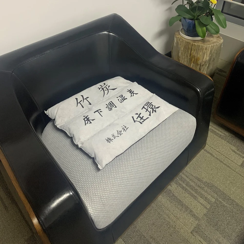 FireMax Safe and realiable Solid large grain  Bamboo Charcoal white bag Moisture Absober Under Bed in home