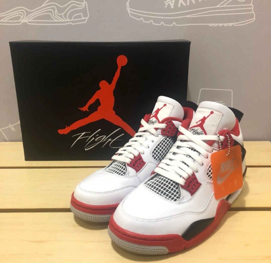
Hot Sale High Quality Jordan Shoes Aj4 Suede White Red Jordan Sneakers For Men Nike Air Jordan 4 Retro Basketball Nike Shoes 